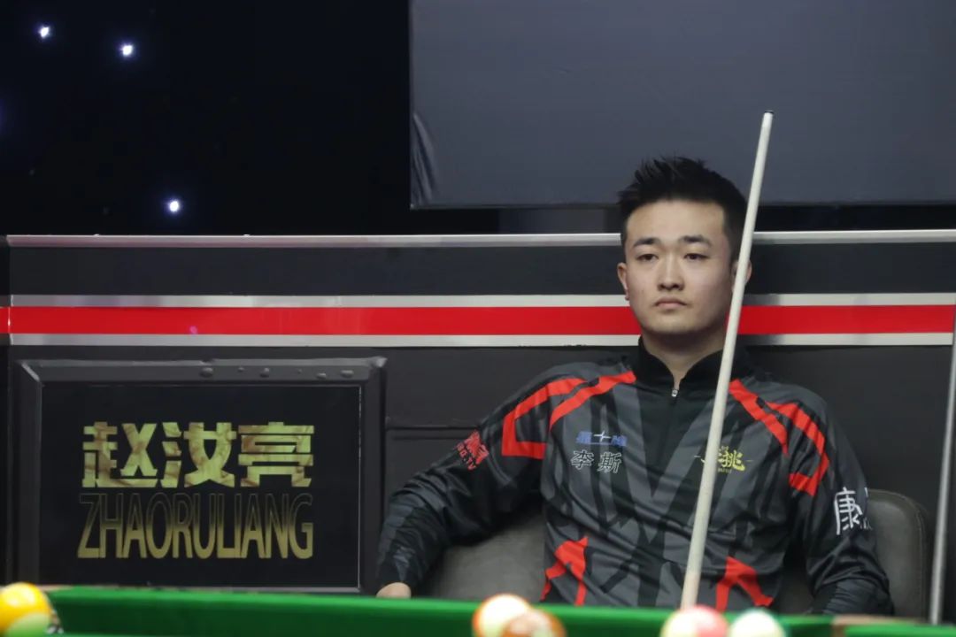 同样执教过 同样执教过