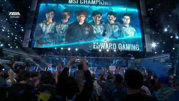 《中国篮球通志·大事记》新书首发