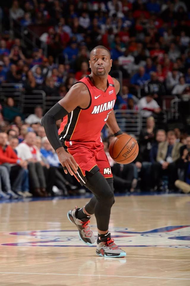 什么是“老千”的黄金时代？解析20世纪街头博弈的江湖骗术。（老千的黄金年代：20世纪街头博弈与江湖骗术剖析）